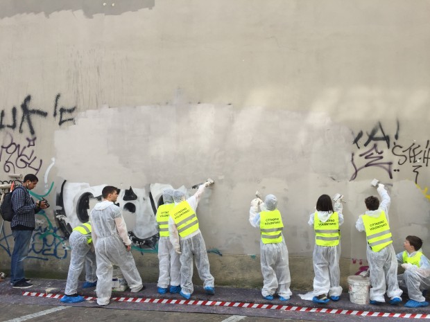 Milano fuoriclasse e la rimozione dei graffiti vandalici